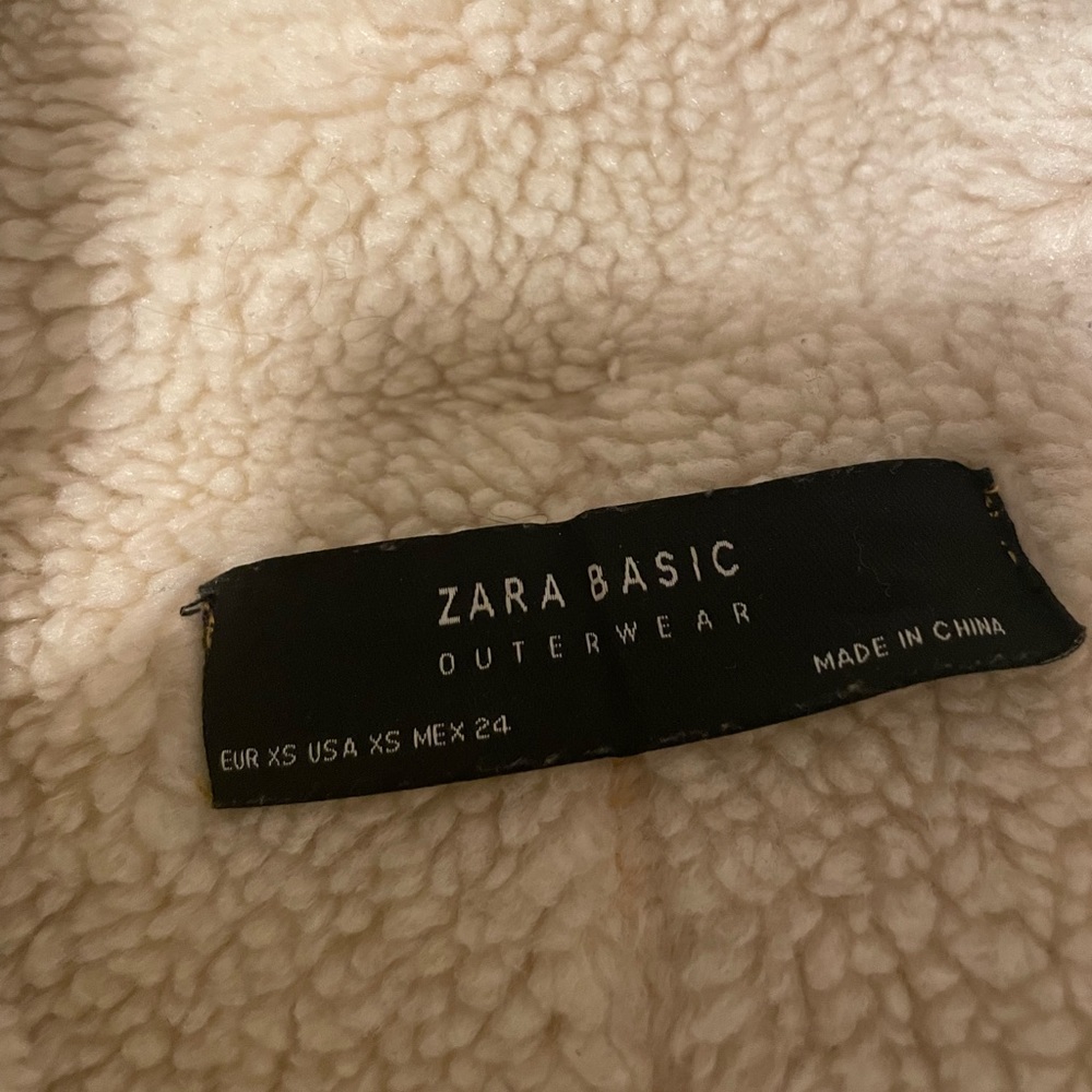 Zara Yellow Jacket - Picture 3 of 4